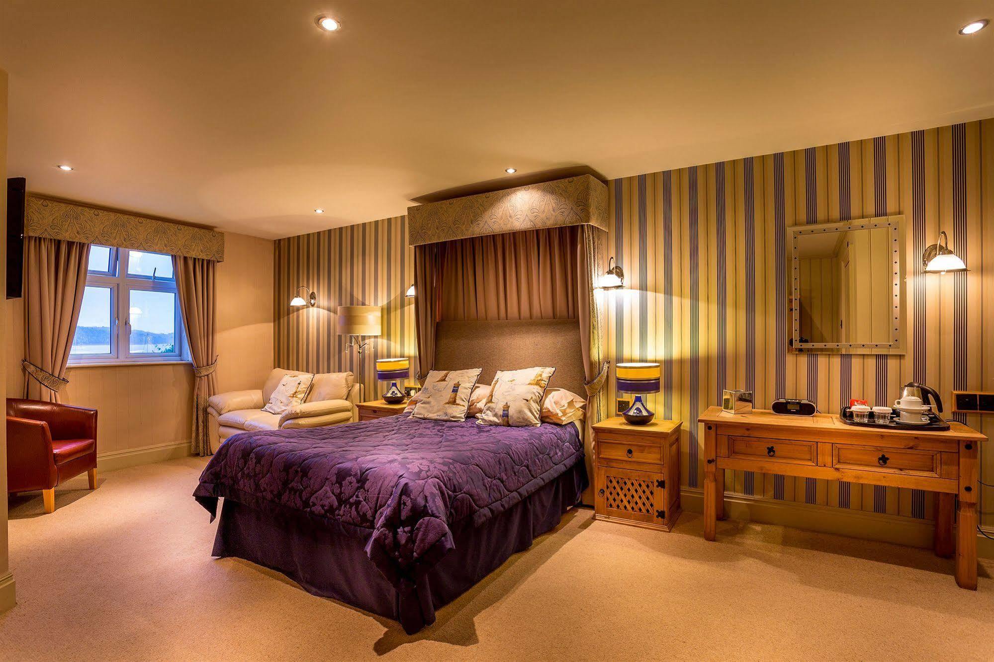 Gazelle Hotel Menai Bridge Kültér fotó